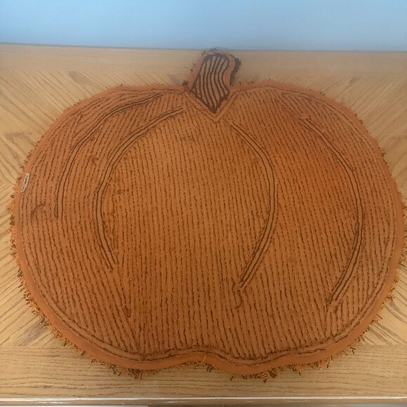 Pier 1 Imports Pumpkin Shaped Shag Rug Fall Winter Thanksgiving Decor 33 x 35” - Picture 2 of 6